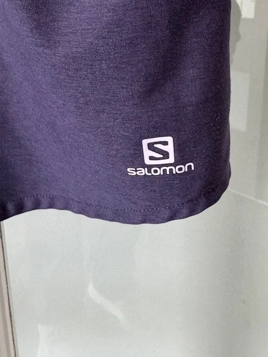 Salomon Women's Navy Blue Hiking Shirt XL  Excellent Condition - Performance Tee - Picture 5 of 8